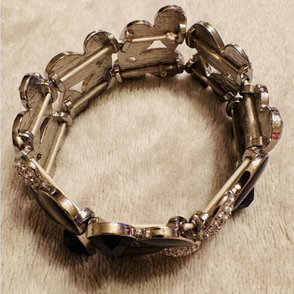 Lia Sophia “Edge of Night” Stretch Bracelet, Cut Crystals - Picture 4 of 5